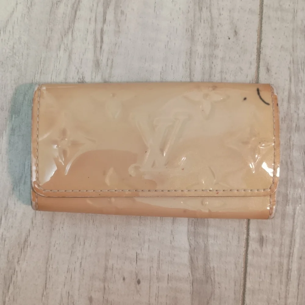 Louis Vuitton Monogram Vernis Multicles 4 Women's Monogram Vernis Key Case